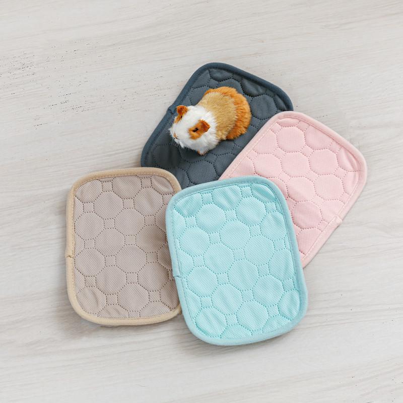Konijnenbeddengoed Matten Line - Hedgehog Bedding Liner recensie en prijs